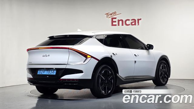 Kia EV6 2026 — photo 2
