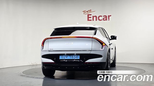 Kia EV6 2026 — photo 4