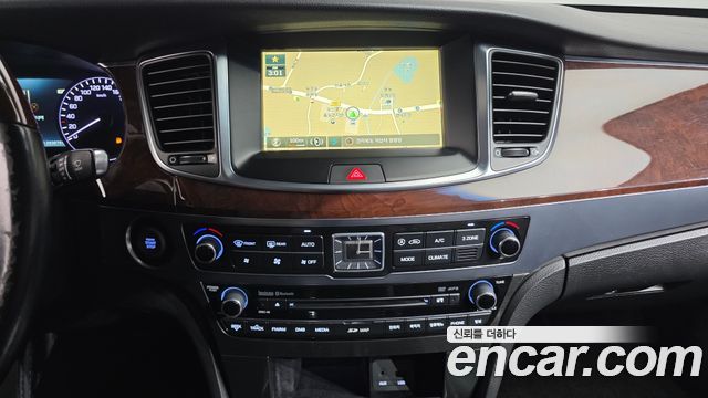 Hyundai Equus 2015 — photo 15