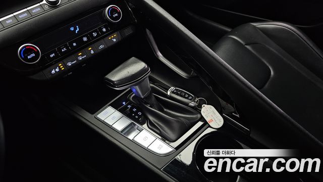 Hyundai AVANTE 2021 — photo 9