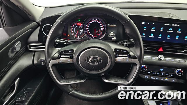 Hyundai AVANTE 2021 — photo 13