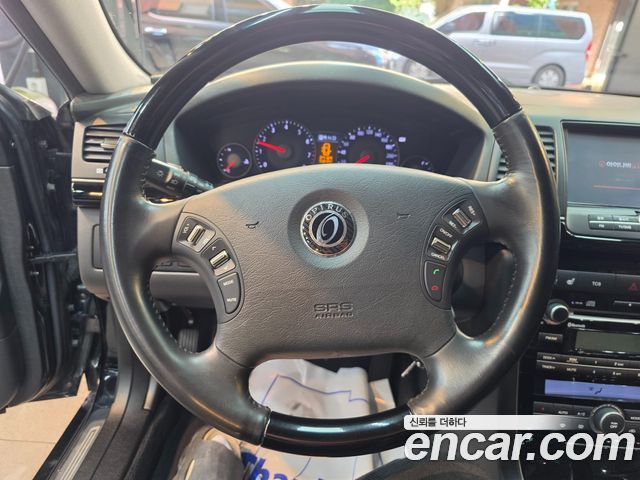 Kia OPIRUS 2011 — photo 10