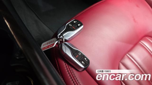 Maserati Levante 2019 — photo 15
