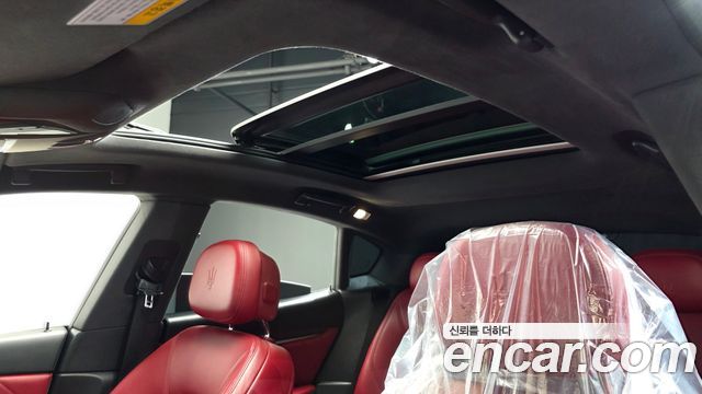 Maserati Levante 2019 — photo 17