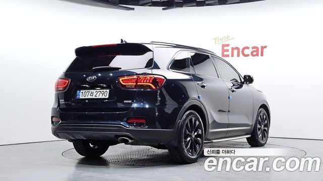 Kia Sorento 2018 — photo 2