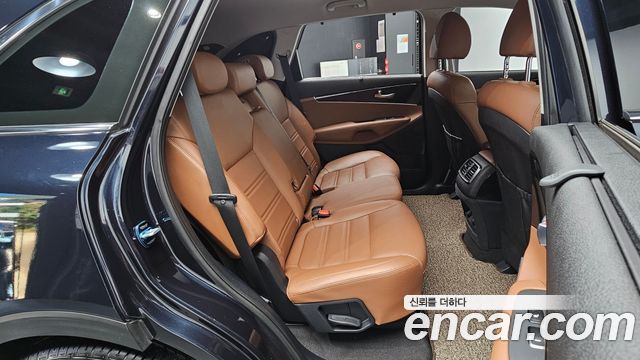 Kia Sorento 2018 — photo 17
