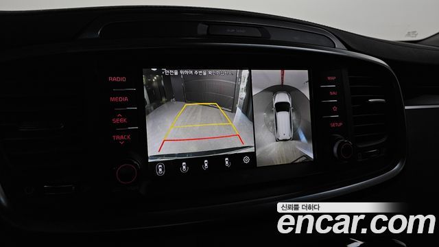 Kia Sorento 2018 — photo 21