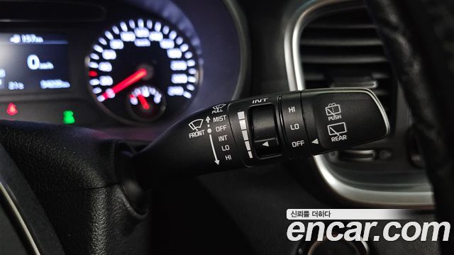 Kia Sorento 2018 — photo 24