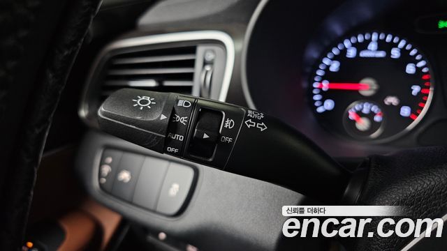 Kia Sorento 2018 — photo 25
