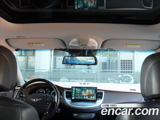 Hyundai Genesis 2012 — photo 2