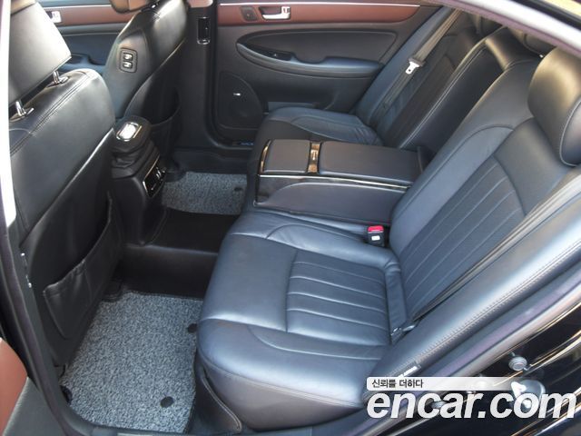 Hyundai Genesis 2012 — photo 6