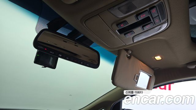 Kia Canival 2017 — photo 27