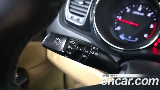 Kia Canival 2017 — photo 29