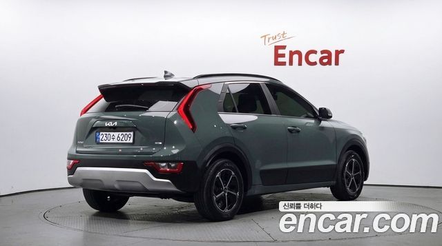 Kia Niro 2024 — photo 2