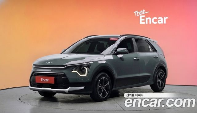 Kia Niro 2024 — photo 1