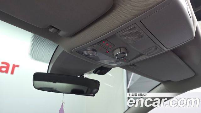 Volkswagen Passat 2018 — photo 22
