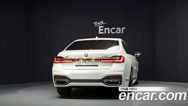 BMW 7-Series 2020 — photo 4