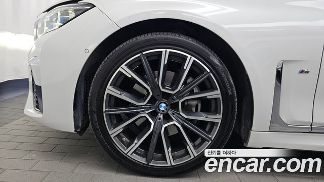 BMW 7-Series 2020 — photo 5