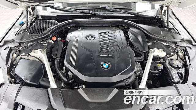 BMW 7-Series 2020 — photo 6