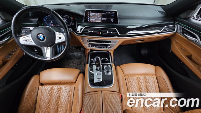 BMW 7-Series 2020 — photo 7