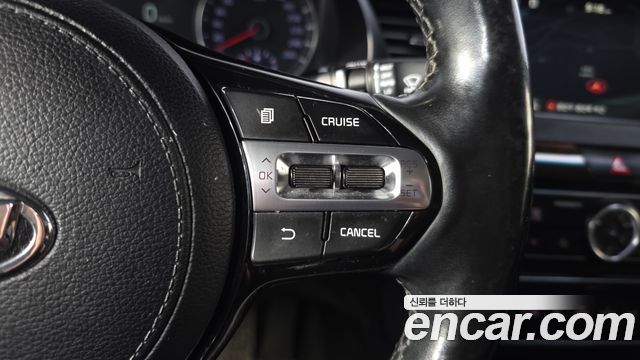 Kia K7 2019 — photo 23