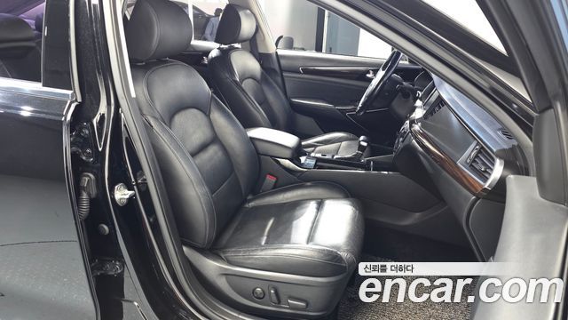 Kia K7 2019 — photo 16