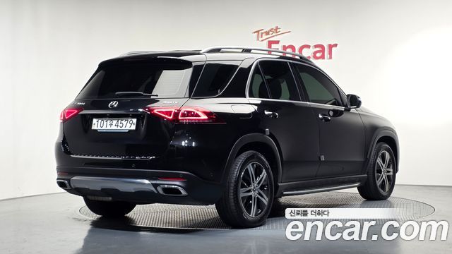 Mercedes-Benz GLE-Class 2019 — photo 2