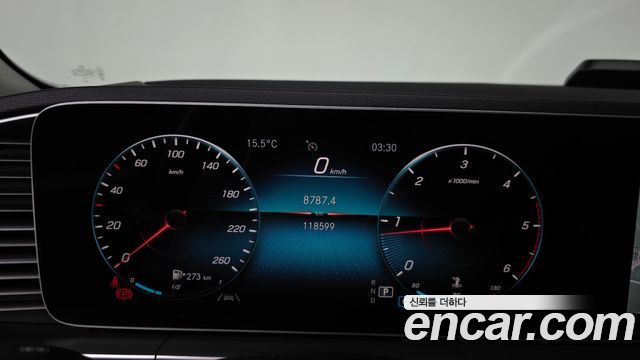 Mercedes-Benz GLE-Class 2019 — photo 11