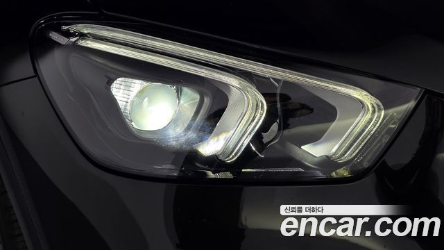 Mercedes-Benz GLE-Class 2019 — photo 8