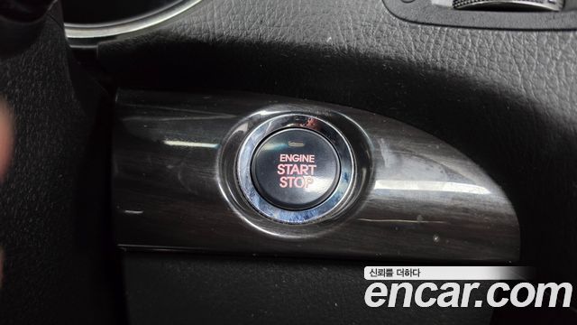 Kia Sorento 2012 — photo 18