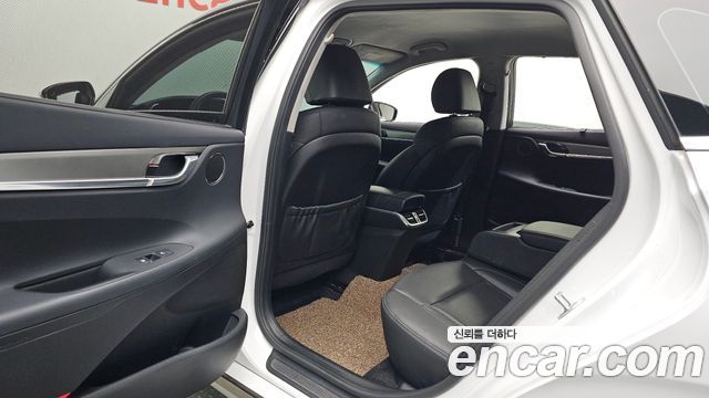 Hyundai Grandeur 2023 — photo 11