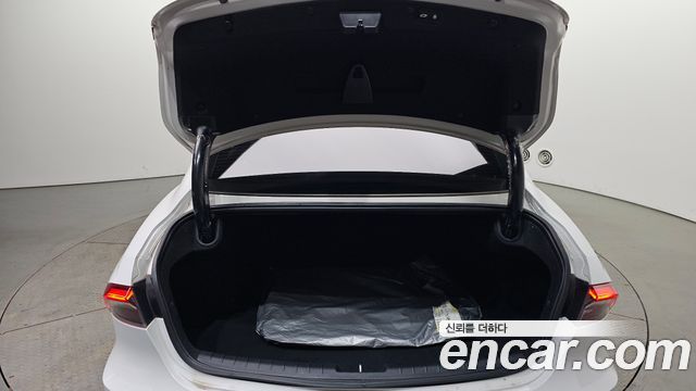 Hyundai Grandeur 2023 — photo 20