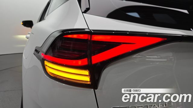 Kia Sportage 2023 — photo 9