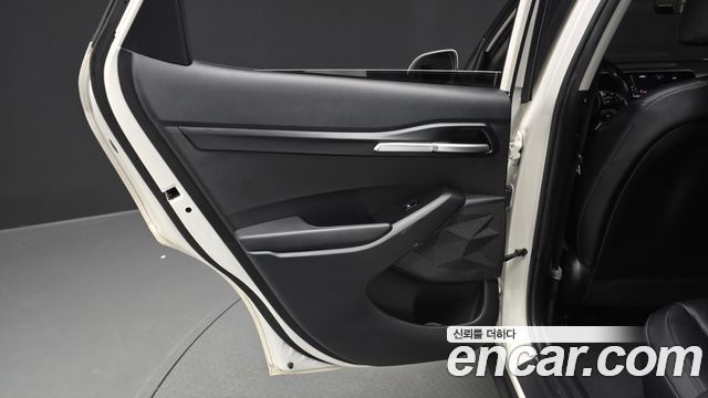 Kia Seltos 2023 — photo 15