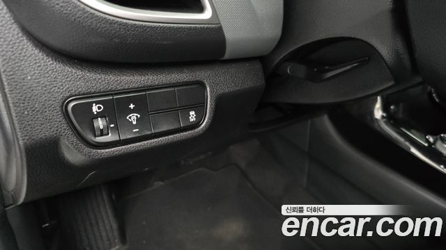 Kia Seltos 2023 — photo 31