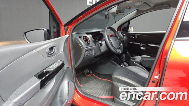 Renault Korea QM3 2015 — photo 13