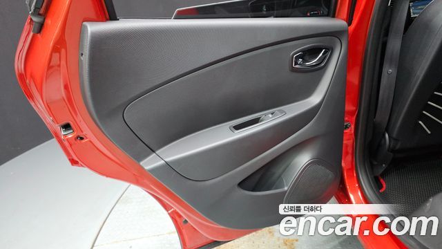 Renault Korea QM3 2015 — photo 15