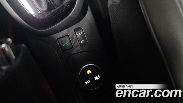 Renault Korea QM3 2015 — photo 29