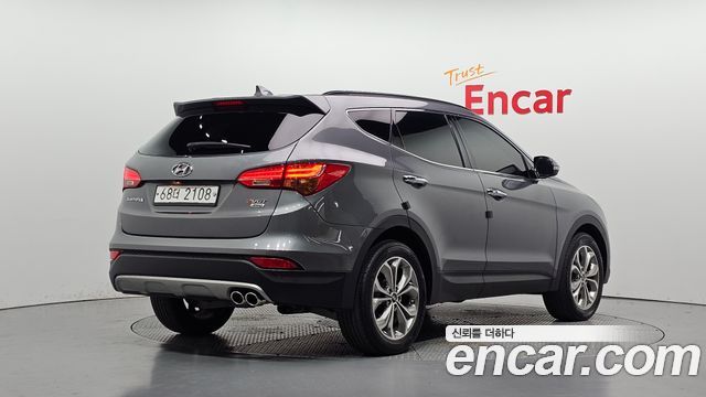 Hyundai Santafe 2015 — photo 2