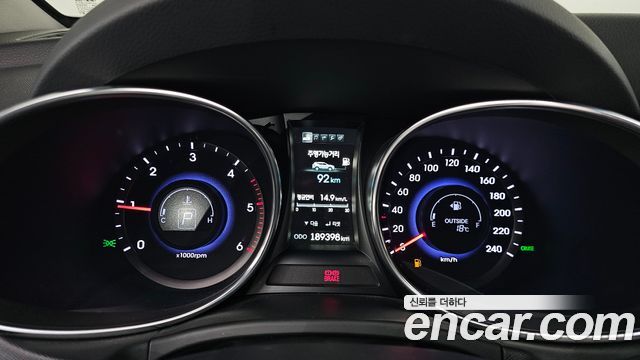 Hyundai Santafe 2015 — photo 11