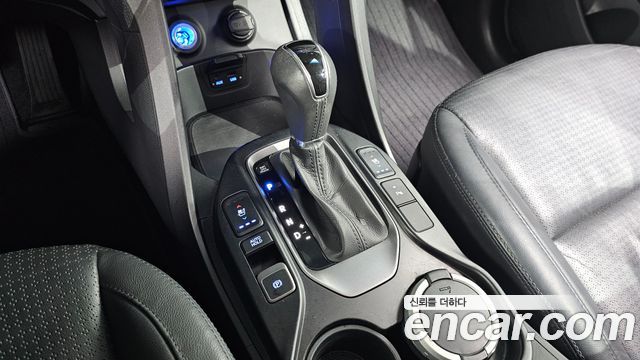 Hyundai Santafe 2015 — photo 12