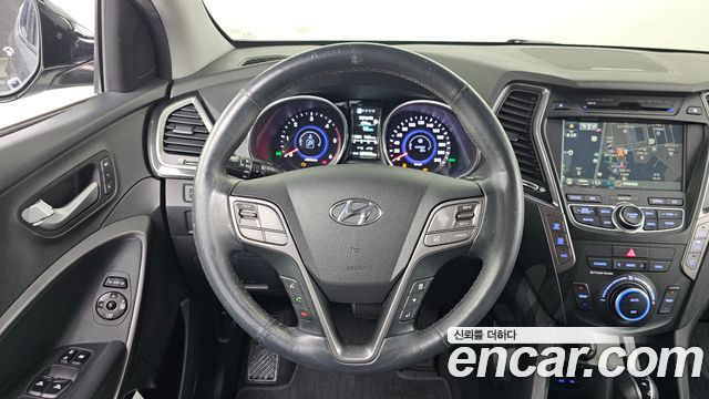 Hyundai Santafe 2015 — photo 19