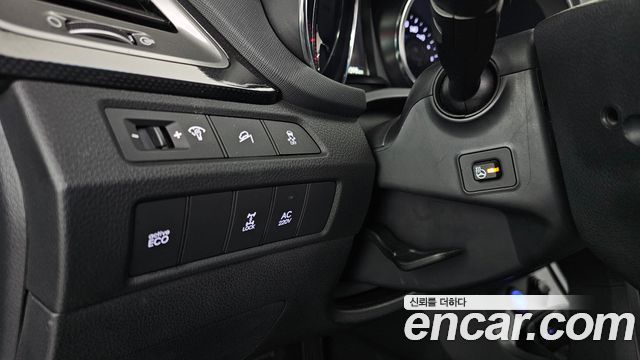 Hyundai Santafe 2015 — photo 25