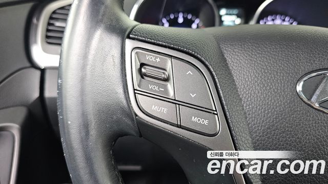 Hyundai Santafe 2015 — photo 28