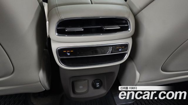 Genesis GV80 2023 — photo 24