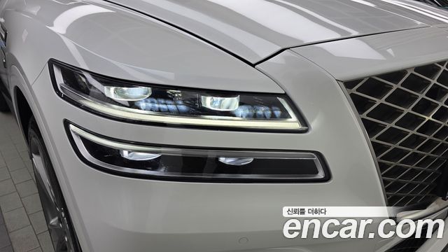 Genesis GV80 2023 — photo 8