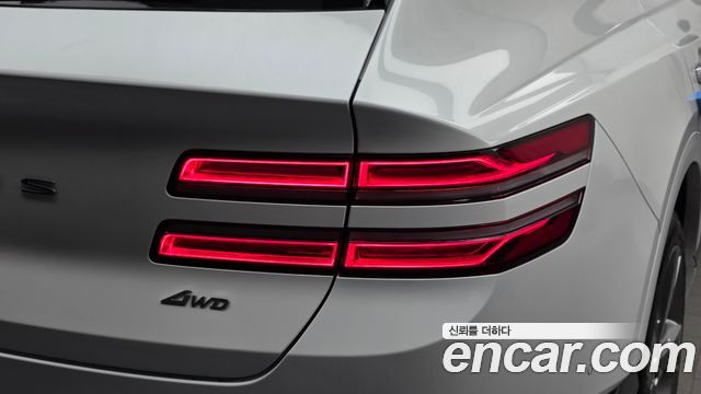 Genesis GV80 2023 — photo 9