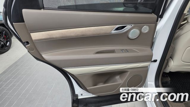 Genesis GV80 2023 — photo 15