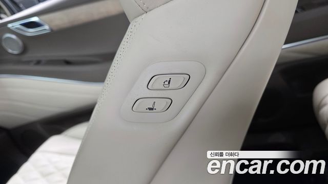 Genesis GV80 2023 — photo 33