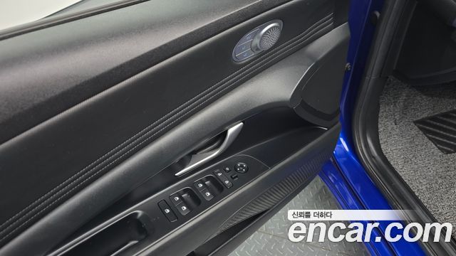 Hyundai AVANTE 2021 — photo 21